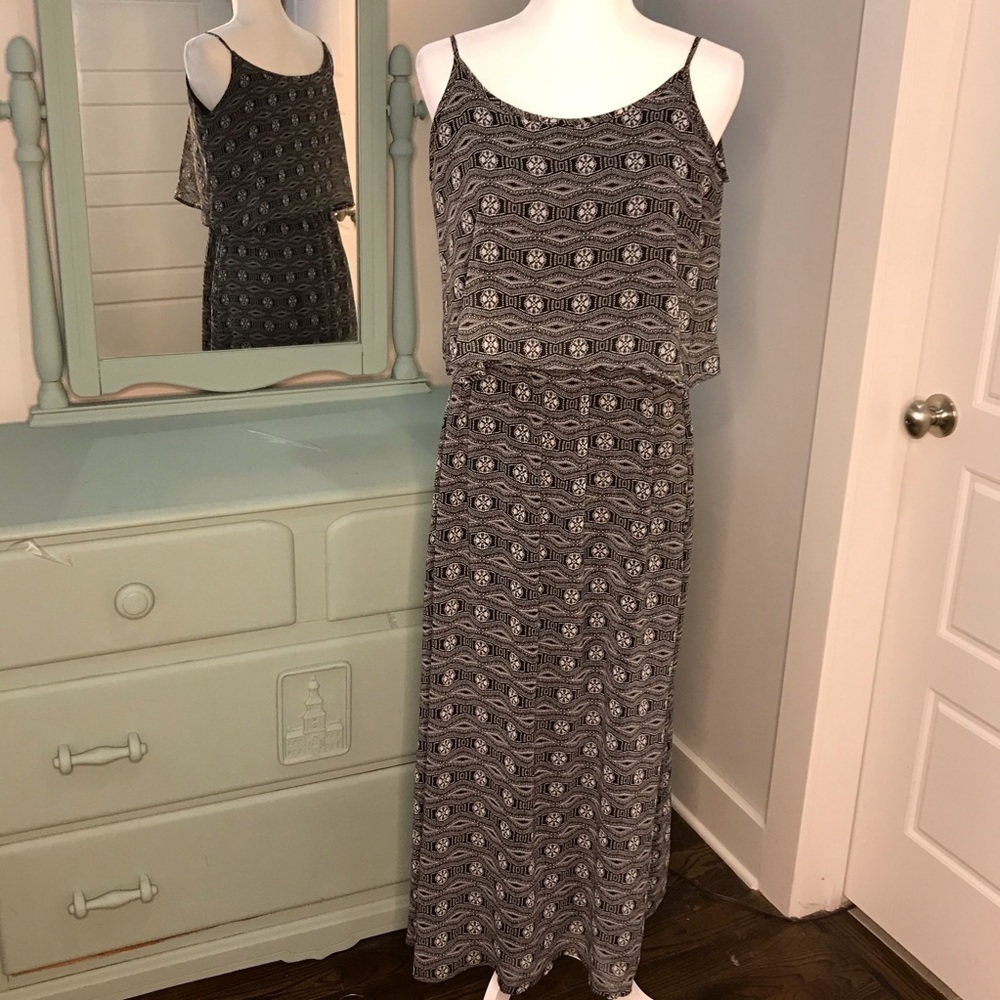 Tiered boho maxi by Liberty Love (L) black & white